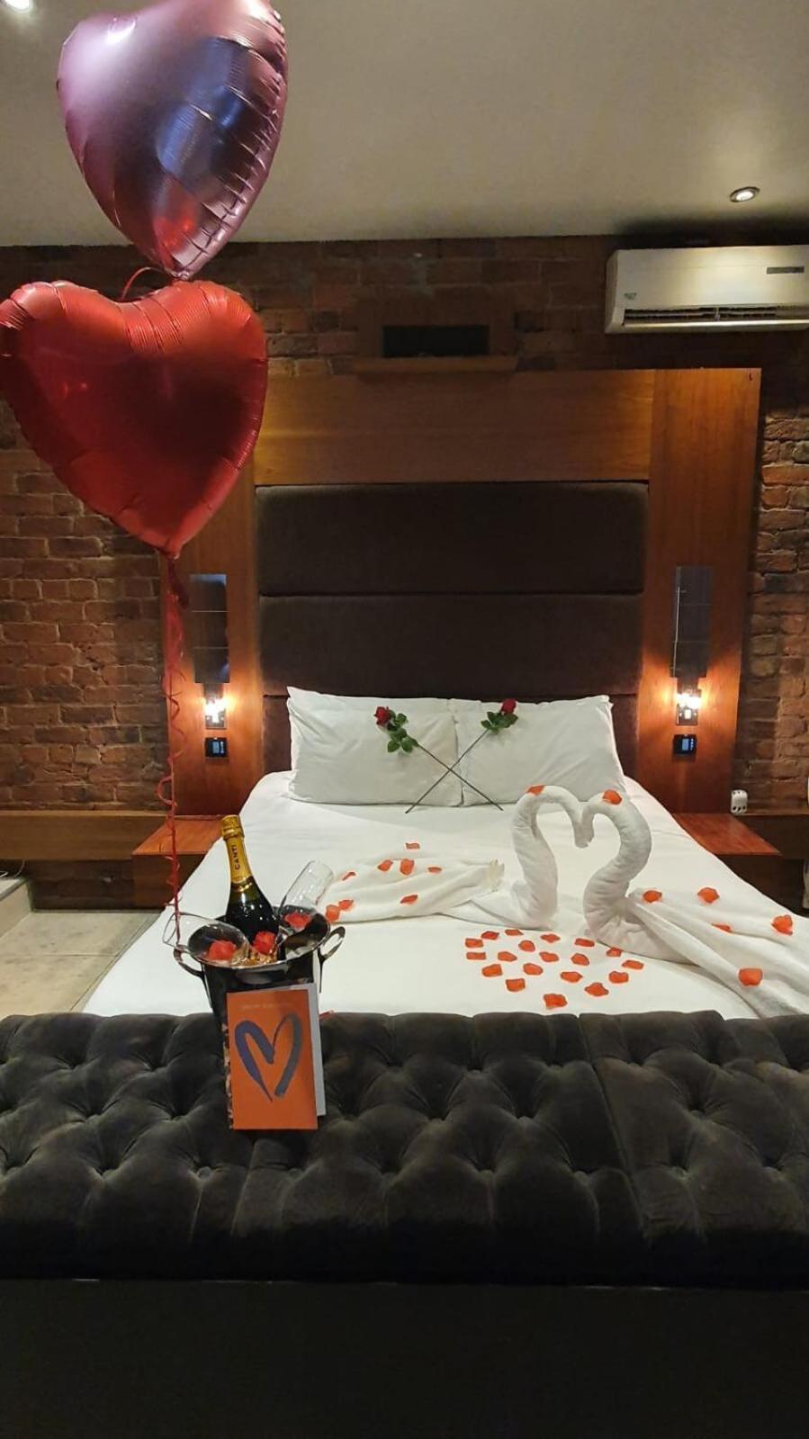 Apartment Infinity Partypadsliverpool Hen And Stag Welcome
