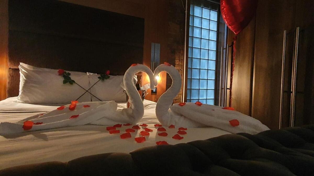 Infinity Partypadsliverpool Hen And Stag Welcome Apartment